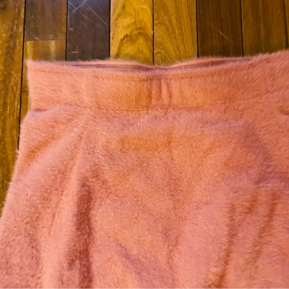 Gymshark Whitney Eyelash Knit Shorts Cayon Red - Picture 6 of 8